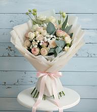 Букет цветов из:  Розы и Лизиантусы #REPLACE_PRED# Чульман
