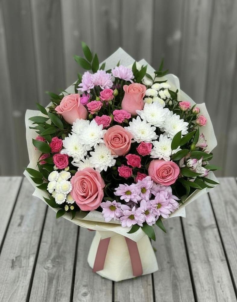 Букет цветов из: Альстромерии, Гвоздики, Розы и Хризантемы в Чульман