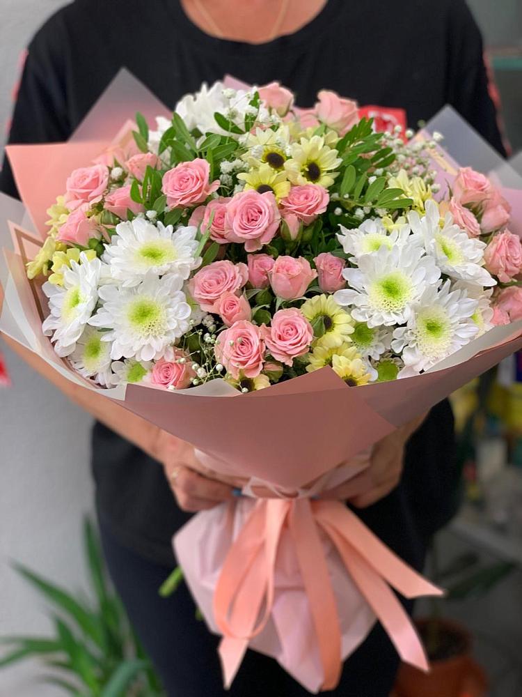 Букет цветов из: Розы и Хризантемы в Чульман