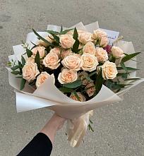 Букет Кремовые розы Латте в Чульман