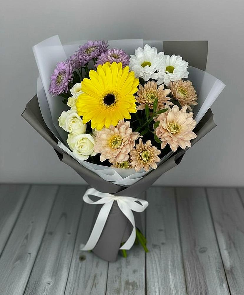 Букет цветов из: Розы, Герберы и Хризантемы в Чульман