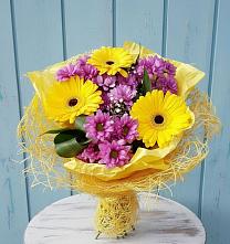 Букет цветов из:  Хризантемы и Герберы #REPLACE_PRED# Чульман