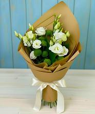 Букет цветов из:  Хризантемы и Лизиантусы в Чульман