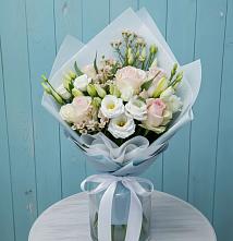 Букет цветов из:  Розы и Лизиантусы в Чульман