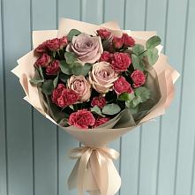 Букет цветов из:  Гвоздики и Розы в Чульман