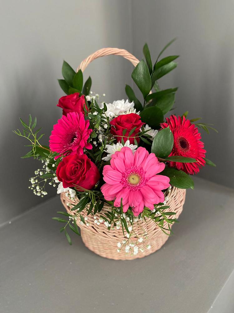 Цветочная композиция из Розы, Хризантемы и Герберы в корзине в Чульман