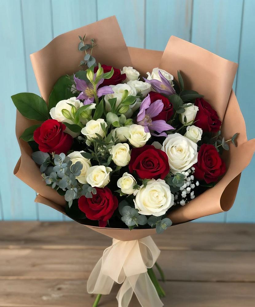 Букет цветов из: Розы и Альстромерии в Чульман