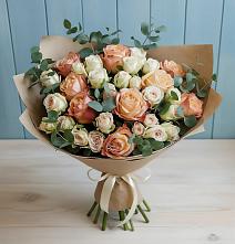 Букет цветов из:  Альстромерии и Розы #REPLACE_PRED# Чульман